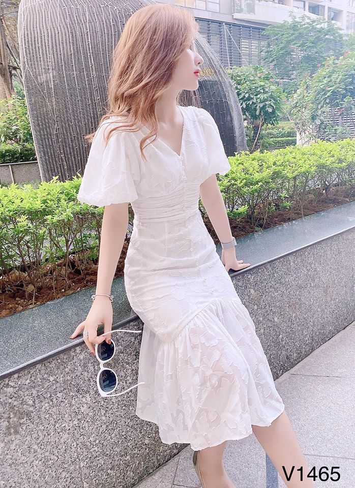 Lịch sử giá Đầm trắng tay dài lola vietnam thiết kế váy nữ phồng xòe sang  trọng tầng phồng xinh xắn cập nhật 3/2024 - Mua Thông Minh