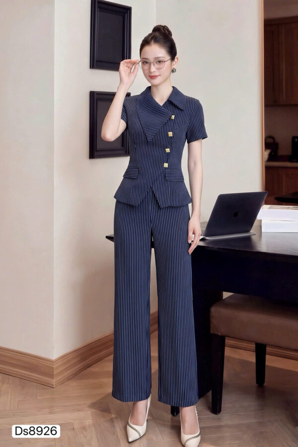 Ds8926-𝐍𝐀𝐕𝐘 𝐒𝐓𝐑𝐈𝐏𝐄𝐒-Tuyên ngôn bản lĩnh và phong thái quyền lực