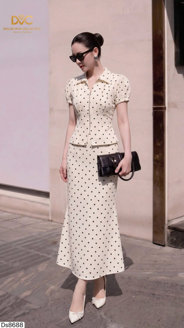 Bộ Trang Phục Chấm Bi  Peplum Cổ Điển - DS8688